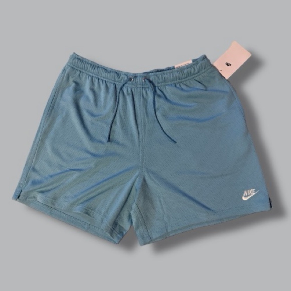 New! Nike Club Flow Mesh Shorts in a blue colorway (Medium)